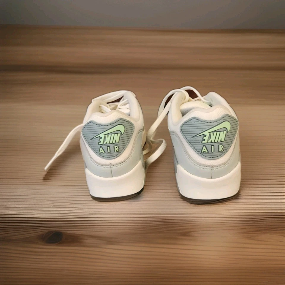 Nike WMNS Air Max 90 SE расплавленный металл ограниченного тиража редкая FN6948-100 AD - Изображение 2 из 4