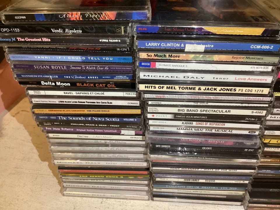99 Assorted CD Lot Used CDs multiple Genres Foto 3 de 4
