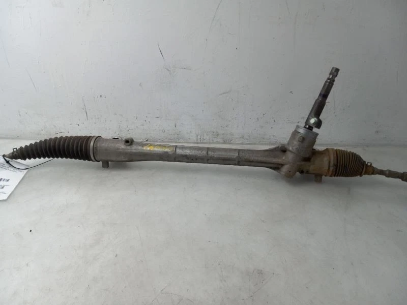 12 13 14 15 16 17 18 TOYOTA PRIUS V ENGRANAJE DE DIRECCIÓN BARRA ELÉCTRICA Y PIÑÓN Foto 3 de 4