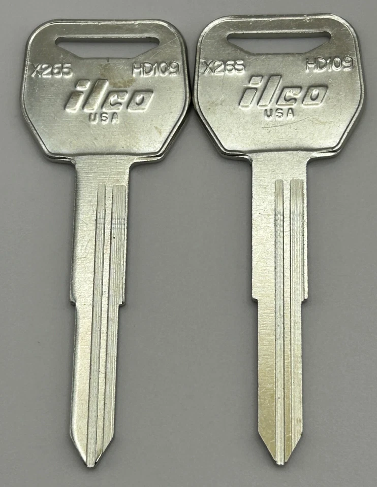 2 llaves en blanco Honda 2011 2012 2013 CBR250R CBR 250R 250 R 2AC 3AC AC llaves en blanco Foto 2 de 4