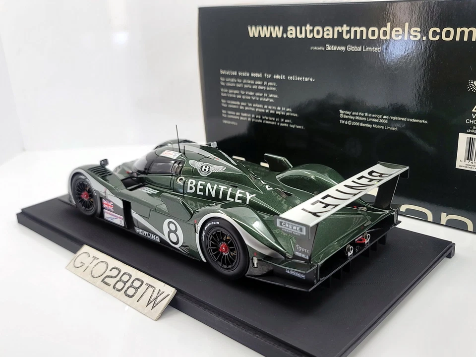 AUTOart escala 1:18 Bentley Speed 8 Nº8- 2003 Le Mans 24 horas 2ª posición / 80354 Foto 4 de 4
