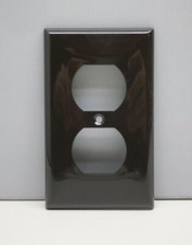  25-Pack Premier 1-Gang Duplex Receptacle Power Outlet Cover Wall Plate - Brown