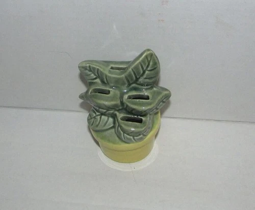 Vintage Shawnee Pottery Potted Plant Measuring Spoon Holder Shelf or Wall Pocket