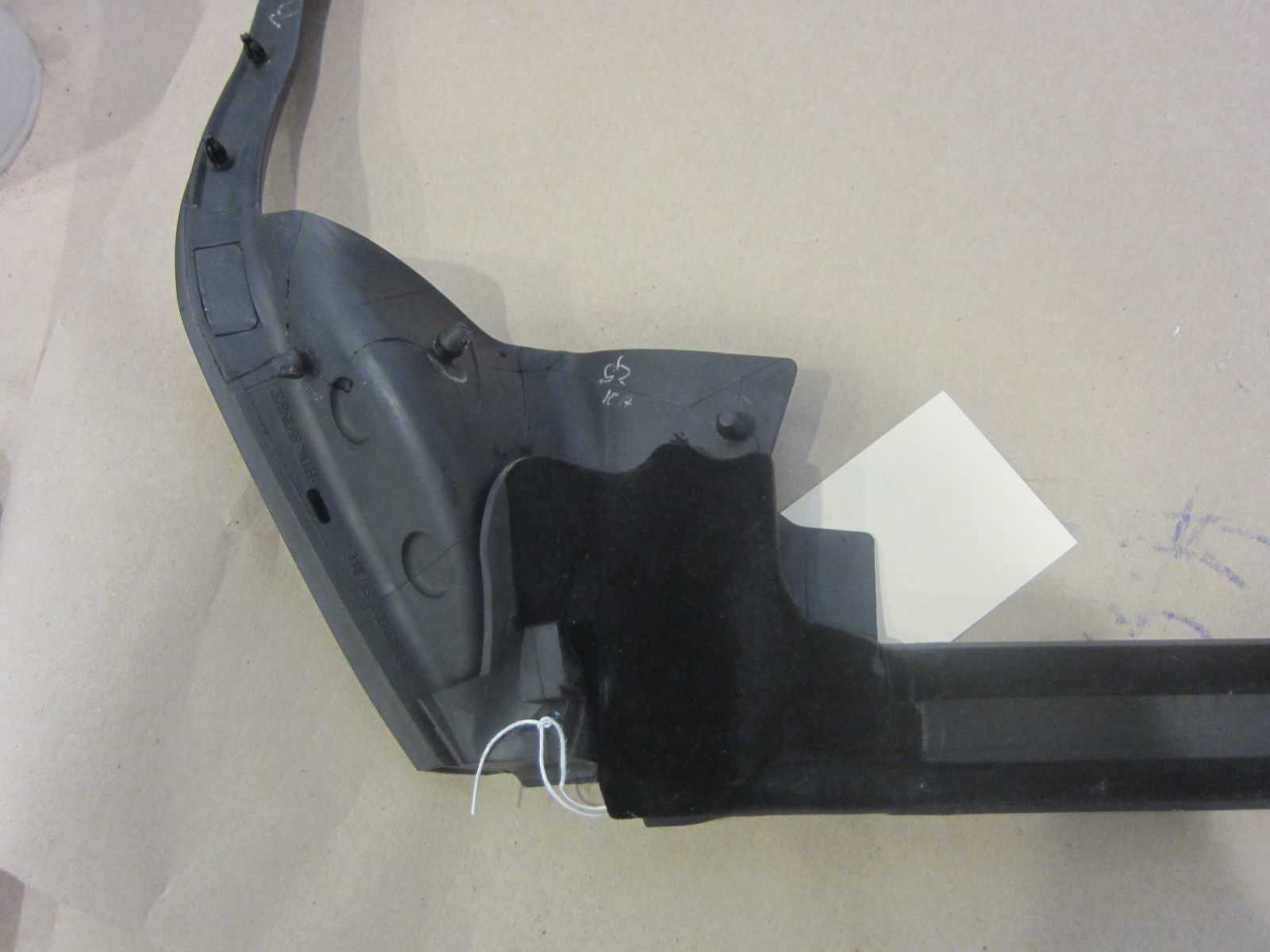 Ferrari 458 - LH Door Inner Edge  Gasket / Seal / Rubber # 81304700