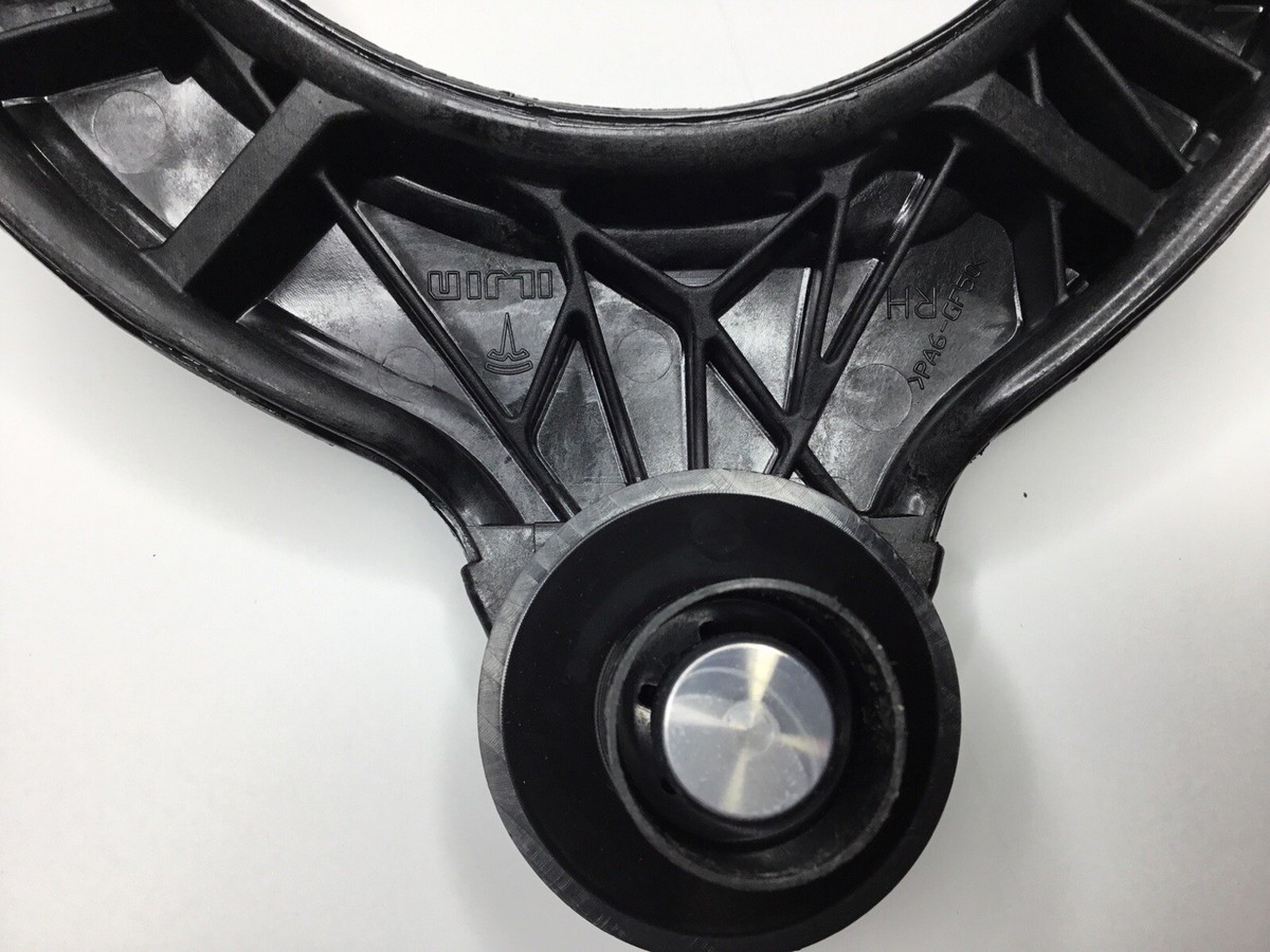 カラカラ 3/6 Was your Tesla Model 3 or Y in a collision, or damaged due