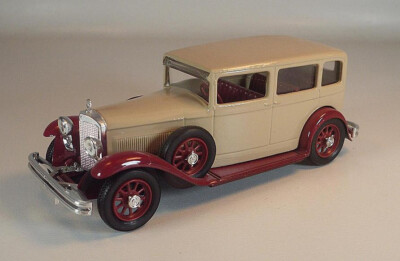 Eligor 1/43 Mercedes Benz 1929 Nürburg beige #5807
