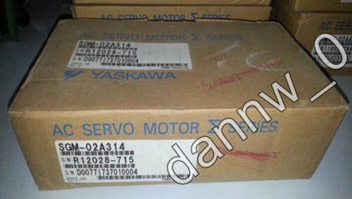 1PC New in box Yaskawa SGM-02A314 Servo motor