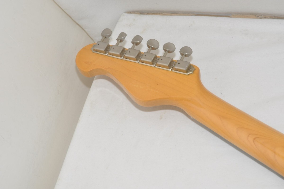YAMAHA ST400R Stratocaster type 80s Electric Guitar Ref No. 6901