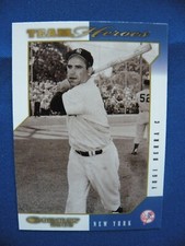 2003 Donruss baseball Team Heroes GLOSSY Yogi Berra New York Yankees #340