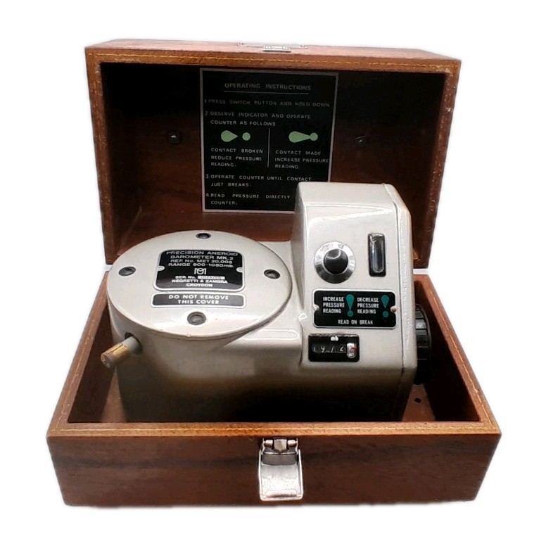 Precision Aneroid Barometer. Negretti & Zamba . Tested Working.