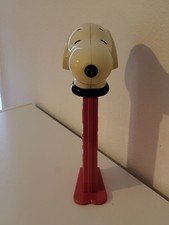 large snoopy pez dispensers