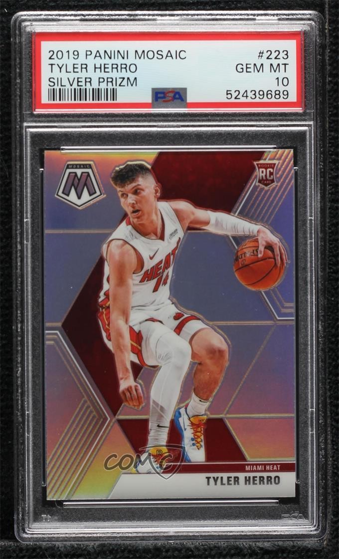 2019 Panini PANINI MOSAIC Silver Prizm Tyler Herro front