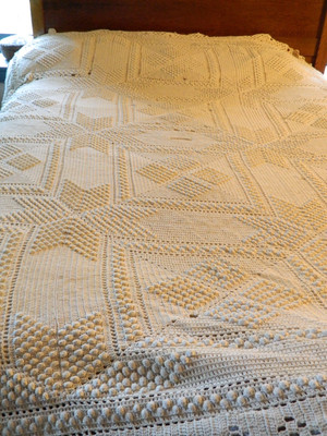 VTG Cream Crochet Bedspread Stars Popcorn Cotton 90'' X 104'' Handmade
