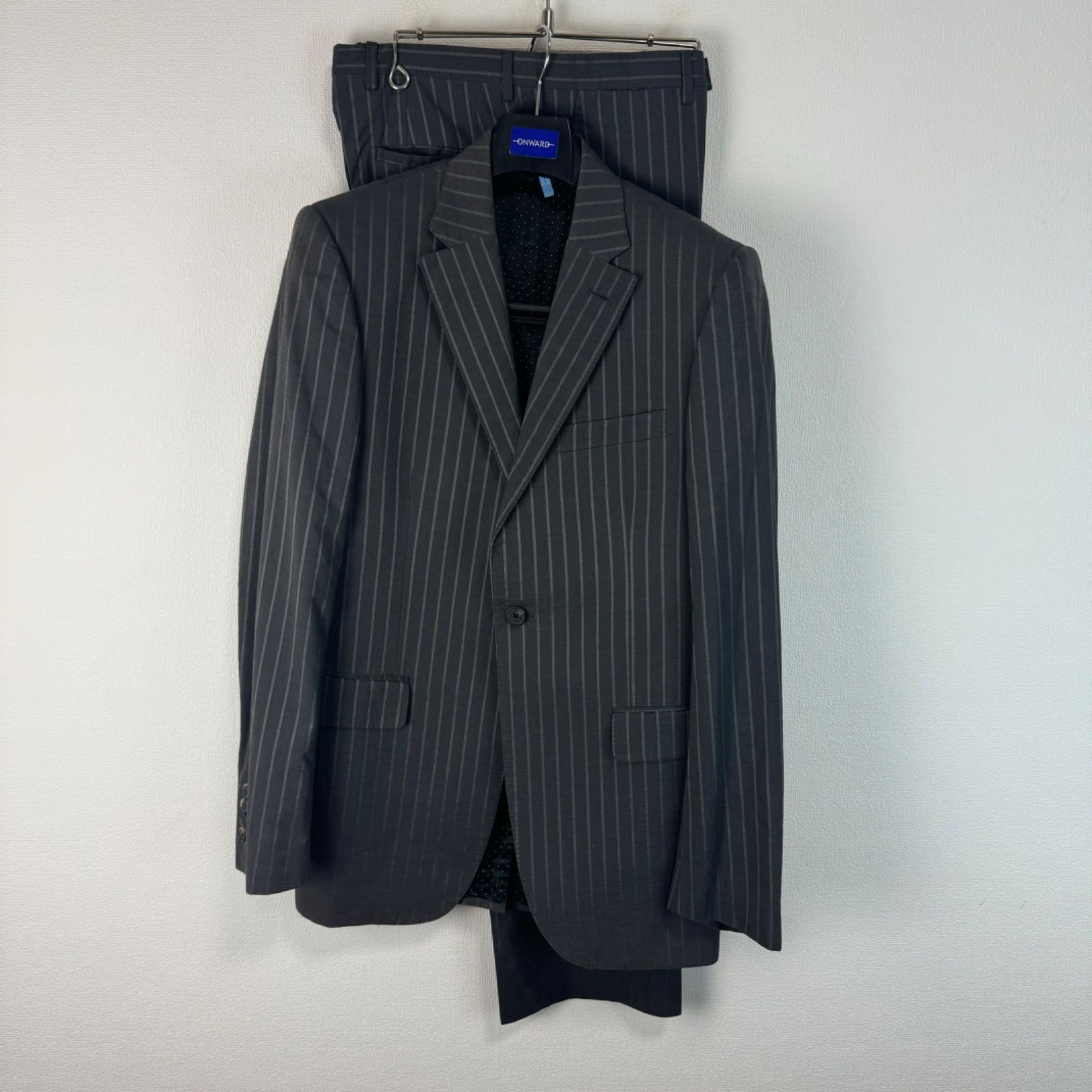 GIVENCHY Striped Setup Suit Jacket Slacks Old Clo… - image 1