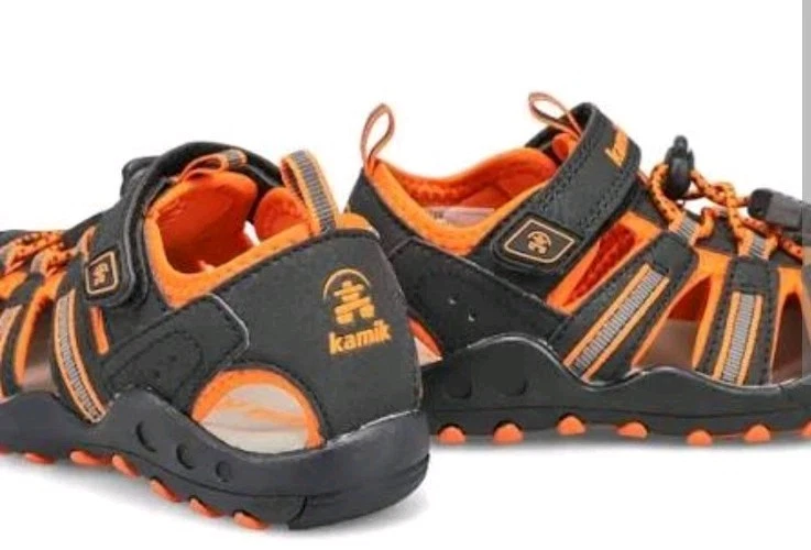 Sandalias de pescador Kamick Crab nuevas en caja, niño pequeño (al por menor $45) Foto 2 de 4