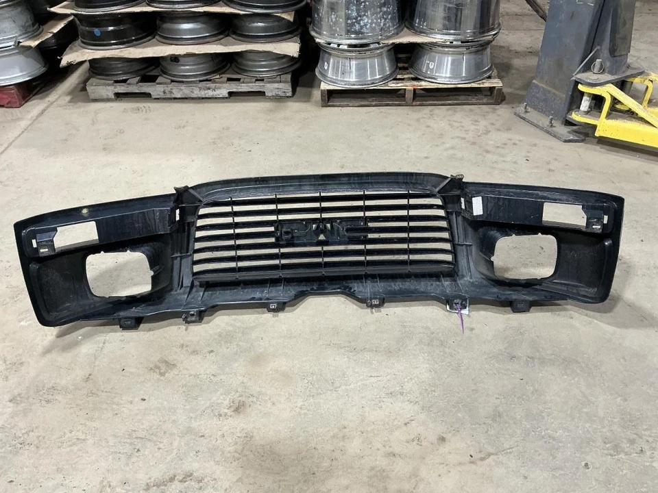 Grille Sealed Beam Headlamps Fits 11-17 SAVANA 2500 VAN 855569 - Image 2 of 4