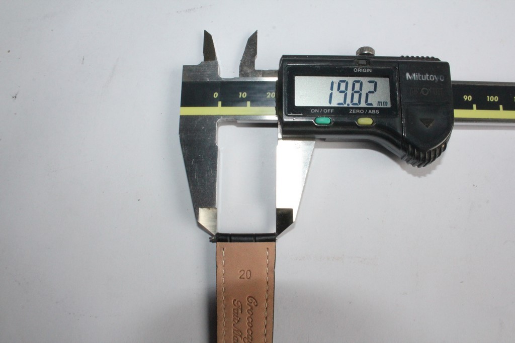 FREDERIQUE CONSTANT Black Leather e-Strap Smart S… - image 10