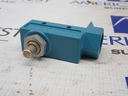 Micro Switch Honeywell BZE6-2RQ 15A-125,250,or 480VAC 2A-600V - Picture 13 of 17