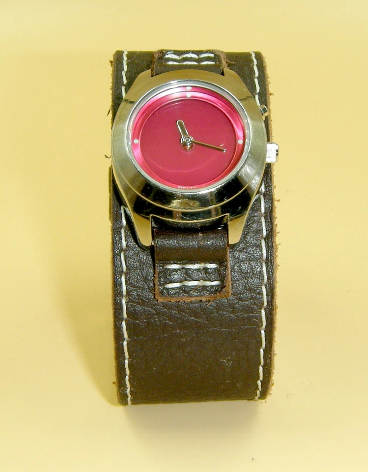 Relic Ladies Quartz Watch - Awesome Color Changing Dial - Image 2 of 4