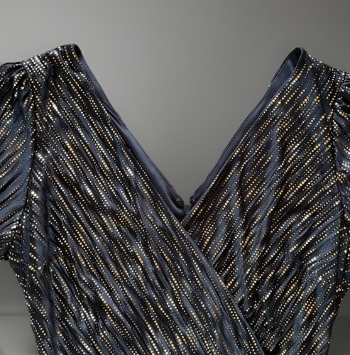 NWT GUESS Black Metallic Gold Disco Formal Maxi Dress V-Neck Tulip Hem Sz 14 - Picture 5 of 20