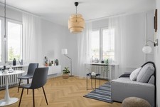 Image of Laminate Flooring Herringbone Warren Oak 12mm Lignum Fusion 1.92m² Pack