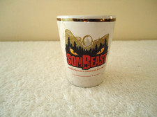 Hijo de Bestia Usado? Vaso de chupito blanco multicolor "Hermoso artículo de colección"