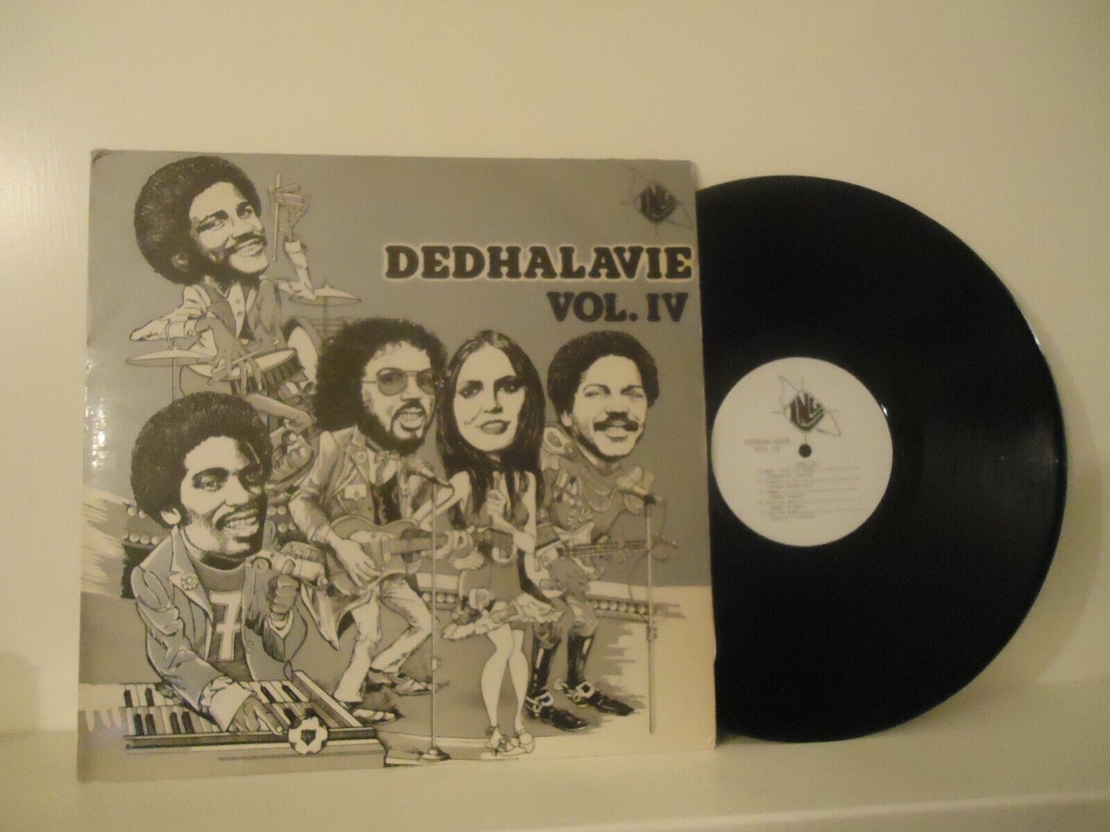 DEDHALAVIE ‎– Volume IV ( LP ARUBA LATIN LNG  RARE LOOK!! )