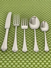 Oneida JUILLIARD Stainless Heirloom Cube Glossy Flatware SMART CHOICE A10G