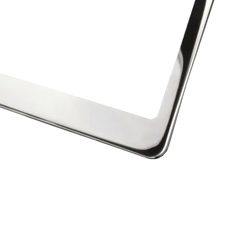 Marco de matrícula de espejo pulido CRUZE tapa de rosca de metal grabado con láser Foto 3 de 4