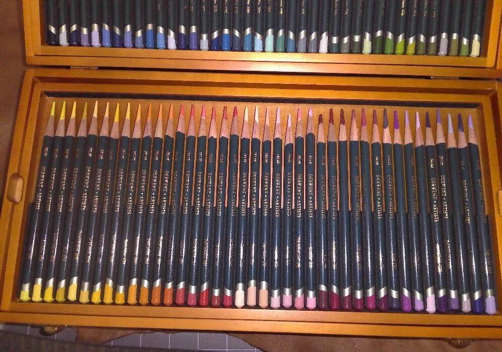 Derwent Artists Colored Pencils Wood Box Set of 120 Blendable