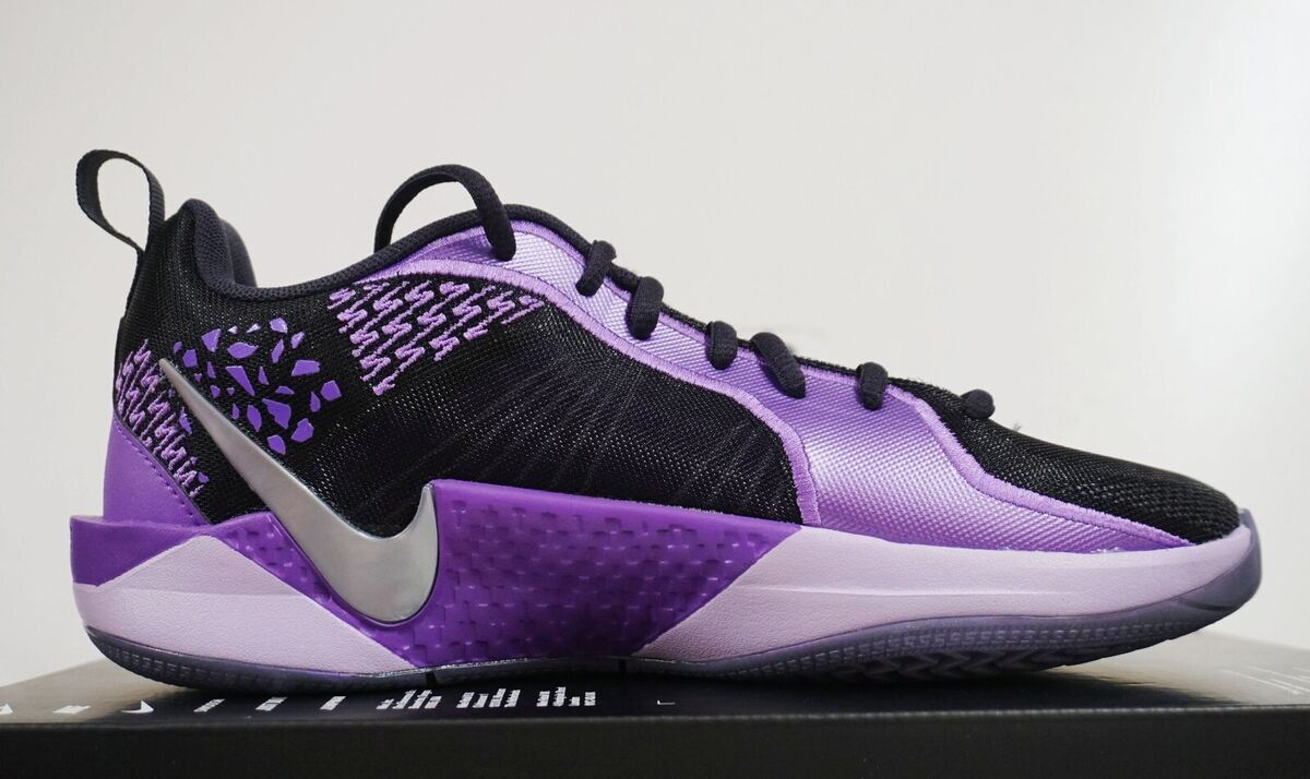 Nike Sabrina 2 GS Youth Basketball Court Vision Purple Black Nike Sabrina 2 GS Youth Basketball Court Vision Purple Black