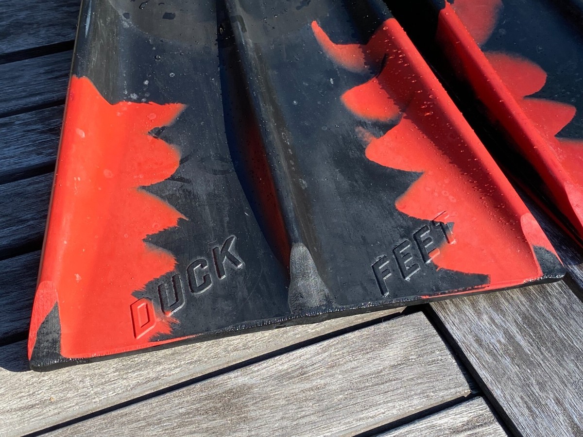 VOIT V-DUCK フィン Classic Voit Duck Feet Fins | Voit USA - Shop online