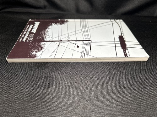 Power Out by Nathan Schreiber TPB First Edition 2010 READ - Picture 12 of 22