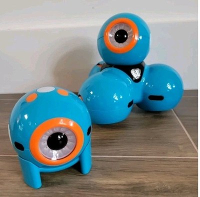 Wonder Workshop Dash and Dot Robots Only