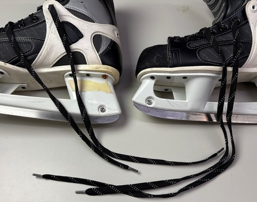 Pattini da hockey su ghiaccio vintage CCM Ultra Tacks taglia 9,5 Pro Lite 3 lame 44 e protezioni 2i - Foto 16 di 19