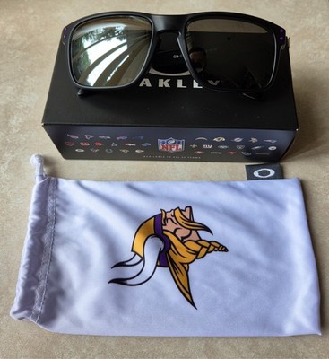 Oakley Minnesota Vikings Holbrook Prizm Black Square Men's Sunglasses OO9102 M9
