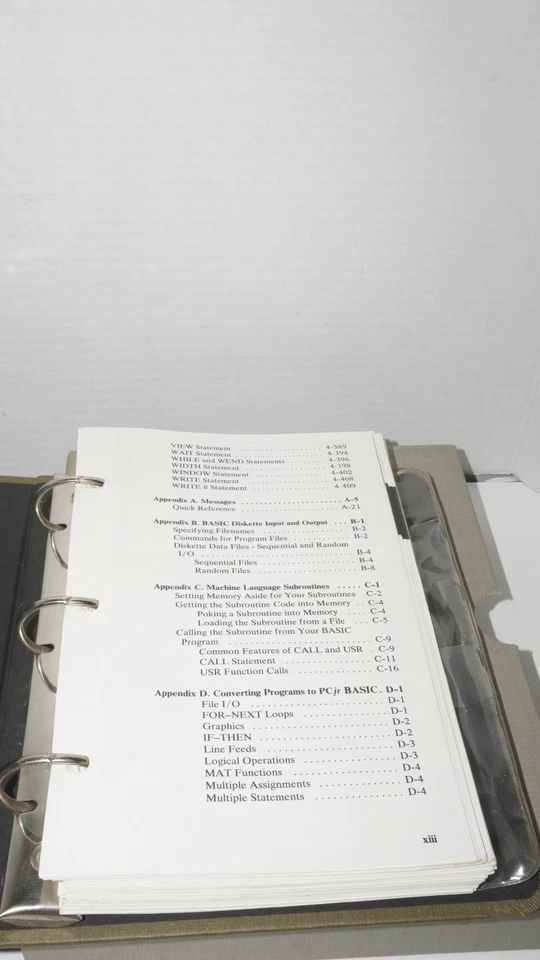 BASIC by MICROSOFT CORP.: IBM PERSONAL HARDWARE REFERENCE LIBRARY FOR PCJR.  - Image 4 of 4