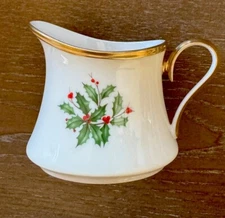 Lenox China Holiday Dimension Creamer Christmas Holly Berries Gold Trim USA