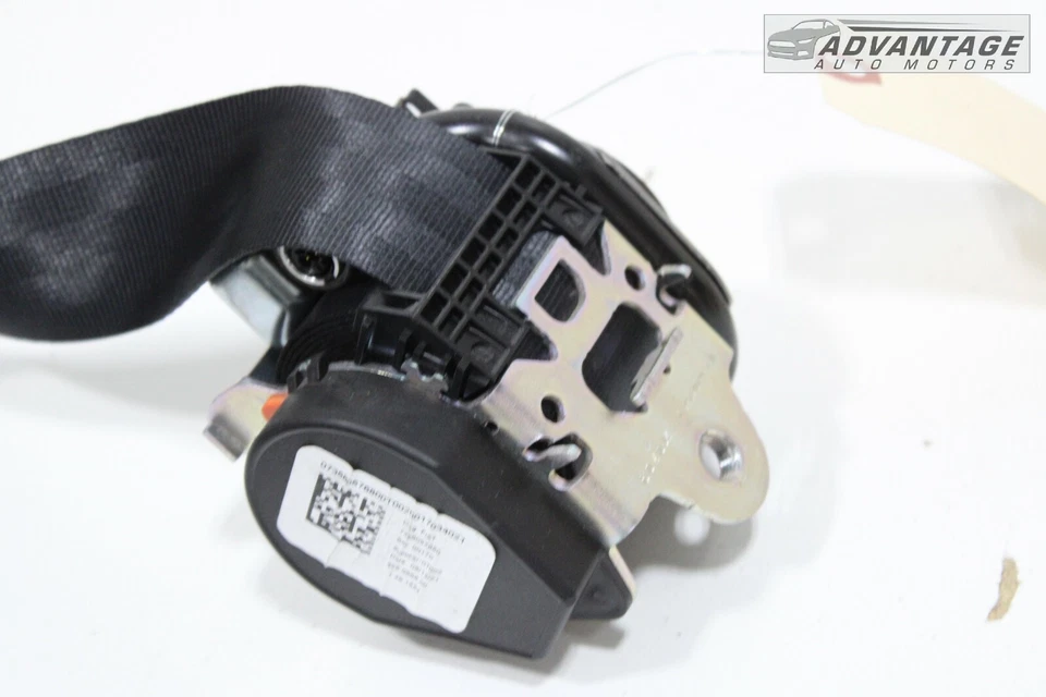 2015-2022 RAM PROMASTER CITY FRONT RIGHT PASSENGER SIDE SEAT BELT BLACK OEM - Image 3 of 4