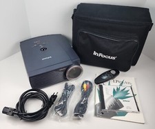 InFocus DLP Projector Digital Multimedia LP425Z w/ Case Remote  Cables