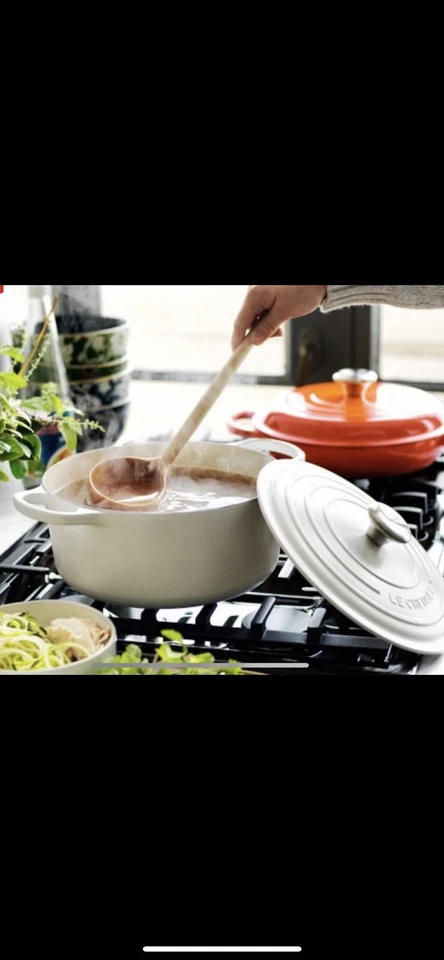 ~Le Creuset*Nuevo*5,5 cuartos de galón redondo de hierro fundido esmaltado*blanco mate Foto 2 de 4