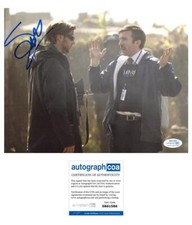Sharlto Copley "District 9" AUTOGRAPH Signed 'Wikus Van De Merwe' 8x10 Photo B