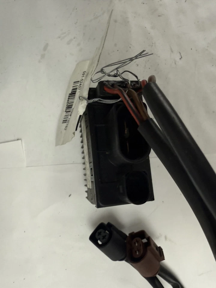 Unidad de módulo de control del ventilador de refrigeración Audi A6 Quattro 2000-2005 8D0959501D OEM Foto 3 de 4