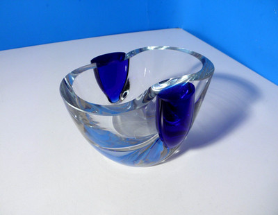 Schöne * Glas Schale * signiert Krosno * blau-transparent * 14cm x 10,5 cm x 7,8