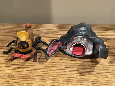 Vtg 1985 Rocks Bugs and Things LOT Scarepion & RARE Bloodstone by Ideal CBS Toy