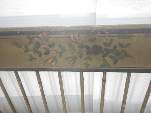 Antique Windsor Bamboo turnings Settee Original Paint Wide Plank Seat bench - Picture 3 of 24