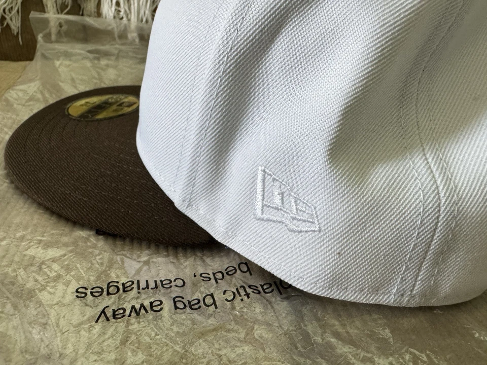 Gorra New Era 59FIFTY 7 3/4 Blanca/Marrón SOMBRERO CLUB GREENSBORO HORNETS BÉISBOL Foto 3 de 4