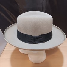 Vintage Men's Dobbs Fifth Avenue Grey W/ Black Band Pure Wool Fedora Hat Size 6