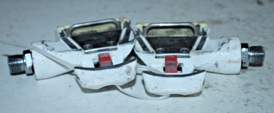 Pedales de bicicleta de carretera sin clip Time Racing de colección blancos hechos en Francia ¡Envío a EE. UU.! Foto 3 de 4