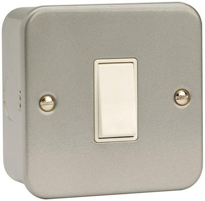 Click Metall verkleideter 10AX Lichtschalter, 1-Gang, 1-Wege - CL010